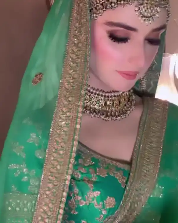 Bridal make-up, teal and green, henna hand detail